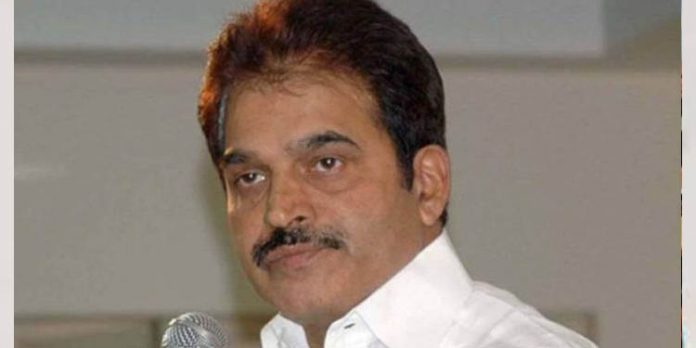 കോണ്ഗ്രസിലെ ഗ്രൂപ്പു രാഷ്ട്രീയത്തിനെതിരെ ആഞ്ഞടിച്ച് കെ സി വേണുഗോപാല് കോണ്ഗ്രസിലെ ഗ്രൂപ്പു രാഷ്ട്രീയത്തിനെതിരെ ആഞ്ഞടിച്ച് കെ സി വേണുഗോപാല്
