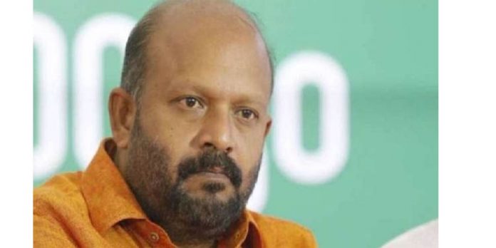 മന്ത്രി വി.എസ് സുനില് കുമാറിനെ ഫോണില് വിളിച്ച് വധഭീഷണി മുഴക്കിയ ആളെ കണ്ടെത്തി മന്ത്രി വി.എസ് സുനില് കുമാറിനെ ഫോണില് വിളിച്ച് വധഭീഷണി മുഴക്കിയ ആളെ കണ്ടെത്തി