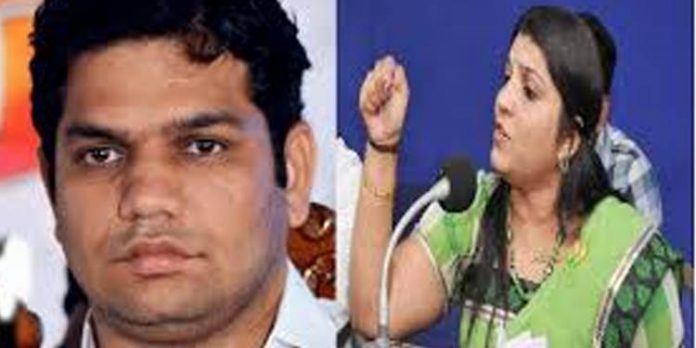 ഹൈബി ഈഡന്റെ തിരഞ്ഞെടുപ്പ് റദ്ദാക്കണമെന്ന് ആവശ്യപ്പെട്ട് സരിത നായര് സമര്പ്പിച്ച ഹര്ജി സുപ്രീംകോടതി തള്ളി ഹൈബി ഈഡന്റെ തിരഞ്ഞെടുപ്പ് റദ്ദാക്കണമെന്ന് ആവശ്യപ്പെട്ട് സരിത നായര് സമര്പ്പിച്ച ഹര്ജി സുപ്രീംകോടതി തള്ളി