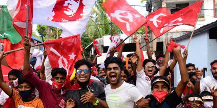 4 കോര്പറേഷനുകളിലും 38 മുന്സിപാലിറ്റികളിലും 10 ജില്ലാ പഞ്ചായത്തുകളിലും 104 ബ്ലോക് പഞ്ചായത്തുകളിലും 476 ഗ്രാമപഞ്ചായത്തുകളിലും എല്ഡിഎഫ് മുന്നില് 4 കോര്പറേഷനുകളിലും 38 മുന്സിപാലിറ്റികളിലും 10 ജില്ലാ പഞ്ചായത്തുകളിലും 104 ബ്ലോക് പഞ്ചായത്തുകളിലും 476 ഗ്രാമപഞ്ചായത്തുകളിലും എല്ഡിഎഫ് മുന്നില്
