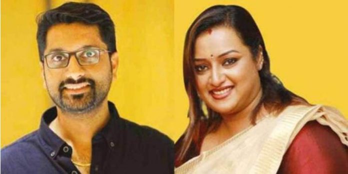 ഉന്നത പദവി വഹിക്കുന്ന രാഷ്ട്രീയ നേതാവിന് ഡോളര് കടത്തുമായി ബന്ധം ; സ്വര്ണക്കടത്ത് പ്രതികളുടെ മൊഴി ഉന്നത പദവി വഹിക്കുന്ന രാഷ്ട്രീയ നേതാവിന് ഡോളര് കടത്തുമായി ബന്ധം ; സ്വര്ണക്കടത്ത് പ്രതികളുടെ മൊഴി