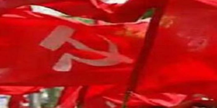സി പി എം അക്രമം : യുവതിയ്ക്ക് ഗര്ഭസ്ഥ ശിശുവിനെ നഷ്ടമായ സംഭവത്തില് 4 പ്രവര്ത്തകര്ക്കെതിരെ നടപടി സി പി എം അക്രമം : യുവതിയ്ക്ക് ഗര്ഭസ്ഥ ശിശുവിനെ നഷ്ടമായ സംഭവത്തില് 4 പ്രവര്ത്തകര്ക്കെതിരെ നടപടി