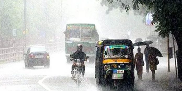 ആറു ജില്ലകളില് ശക്തമായ കാറ്റിനും ഇടിമിന്നലോടുകൂടിയ മഴയ്ക്കും സാധ്യത ആറു ജില്ലകളില് ശക്തമായ കാറ്റിനും ഇടിമിന്നലോടുകൂടിയ മഴയ്ക്കും സാധ്യത