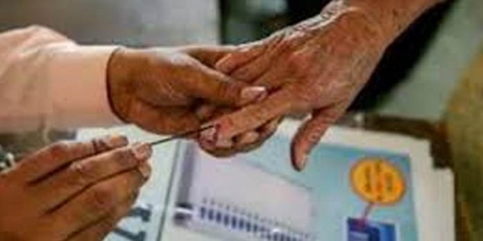 തദ്ദേശ തെരഞ്ഞെടുപ്പിന്റെ രണ്ടാം ഘട്ട പോളിംഗ് അവസാനിച്ചു തദ്ദേശ തെരഞ്ഞെടുപ്പിന്റെ രണ്ടാം ഘട്ട പോളിംഗ് അവസാനിച്ചു