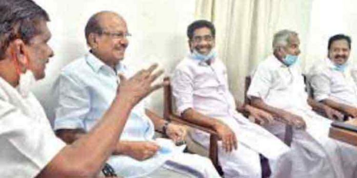 യുഡിഎഫ് ഘടകകക്ഷി നേതാക്കളുമായി എഐസിസി സംഘം ഇന്ന് കൂടിക്കാഴ്ച നടത്തും യുഡിഎഫ് ഘടകകക്ഷി നേതാക്കളുമായി എഐസിസി സംഘം ഇന്ന് കൂടിക്കാഴ്ച നടത്തും