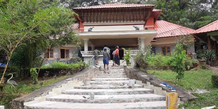 കോന്നി ആന മ്യൂസിയം : പുനരുദ്ധാരണ പ്രവർത്തനങ്ങൾ പുരോഗമിക്കുന്നു കോന്നി ആന മ്യൂസിയം : പുനരുദ്ധാരണ പ്രവർത്തനങ്ങൾ പുരോഗമിക്കുന്നു
