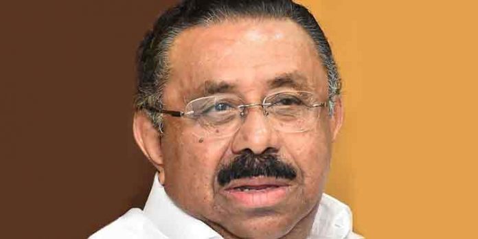 ലൈഫ്മിഷന് പിരിച്ചുവിടുമെന്ന് പറഞ്ഞിട്ടില്ല ; നിലപാടില് മലക്കം മറിഞ്ഞ് എംഎം ഹസന് ലൈഫ്മിഷന് പിരിച്ചുവിടുമെന്ന് പറഞ്ഞിട്ടില്ല ; നിലപാടില് മലക്കം മറിഞ്ഞ് എംഎം ഹസന്