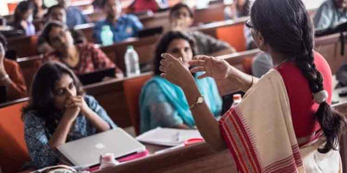 എയ്ഡഡ് കോളേജുകളില് 721 അധ്യാപക തസ്തികകള്ക്ക് അനുമതി എയ്ഡഡ് കോളേജുകളില് 721 അധ്യാപക തസ്തികകള്ക്ക് അനുമതി