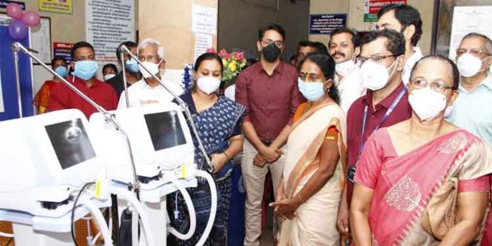 അമേരിക്കന് മലയാളികള് കോഴഞ്ചേരി ജില്ലാ ആശുപത്രിക്ക് രണ്ട് വെന്റിലേറ്ററുകള് നല്കി അമേരിക്കന് മലയാളികള് കോഴഞ്ചേരി ജില്ലാ ആശുപത്രിക്ക് രണ്ട് വെന്റിലേറ്ററുകള് നല്കി