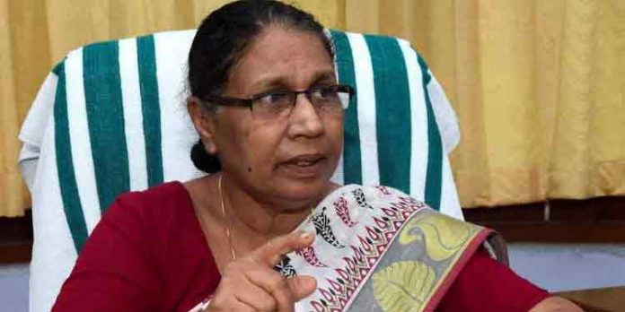 ഗാര്ഹിക തൊഴിലാളികളുടെ അവസ്ഥ ആശങ്കാജനകം : വനിതാ കമ്മീഷന് ഗാര്ഹിക തൊഴിലാളികളുടെ അവസ്ഥ ആശങ്കാജനകം : വനിതാ കമ്മീഷന്