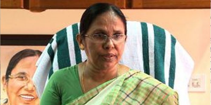 നിലപാടില് മാറ്റമില്ല ;കേരളത്തില് കോവിഡ് വാക്സിന് എല്ലാവര്ക്കും സൗജന്യം തന്നെയെന്ന് ആരോഗ്യമന്ത്രി നിലപാടില് മാറ്റമില്ല ;കേരളത്തില് കോവിഡ് വാക്സിന് എല്ലാവര്ക്കും സൗജന്യം തന്നെയെന്ന് ആരോഗ്യമന്ത്രി