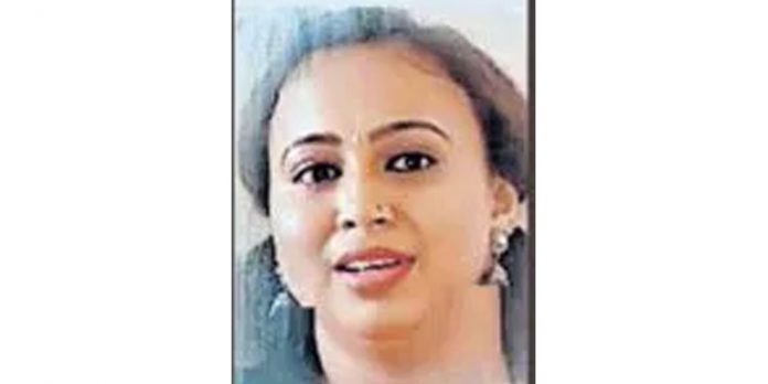ഭർത്താവിന്റെ പ്രവൃത്തികൾ വേദനിപ്പിച്ചതോടെ ‘മരണച്ചിറ’യിൽ ജീവനൊടുക്കി വിജയലക്ഷ്മി ഭർത്താവിന്റെ പ്രവൃത്തികൾ വേദനിപ്പിച്ചതോടെ ‘മരണച്ചിറ’യിൽ ജീവനൊടുക്കി വിജയലക്ഷ്മി