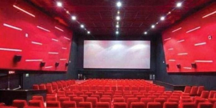 സംസ്ഥാനത്ത് സിനിമ തിയേറ്ററുകള് തുറക്കില്ല ; ഫിയോക്കിന്റെ യോഗം ഇന്ന് സംസ്ഥാനത്ത് സിനിമ തിയേറ്ററുകള് തുറക്കില്ല ; ഫിയോക്കിന്റെ യോഗം ഇന്ന്