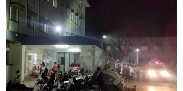 സര്ക്കാര് ആശുപത്രിയില് പിഞ്ചുകുഞ്ഞുങ്ങള് വെന്തുമരിച്ച സംഭവം : മഹാരാഷ്ട്ര സര്ക്കാര് അന്വേഷണത്തിന് ഉത്തരവിട്ടു സര്ക്കാര് ആശുപത്രിയില് പിഞ്ചുകുഞ്ഞുങ്ങള് വെന്തുമരിച്ച സംഭവം : മഹാരാഷ്ട്ര സര്ക്കാര് അന്വേഷണത്തിന് ഉത്തരവിട്ടു