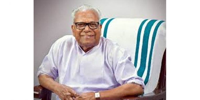 ഭരണപരിഷ്ക്കരണ കമ്മീഷന് അധ്യക്ഷ സ്ഥാനത്തു നിന്നും വി എസ് അച്യുതാനന്ദന് രാജിവെച്ചു ഭരണപരിഷ്ക്കരണ കമ്മീഷന് അധ്യക്ഷ സ്ഥാനത്തു നിന്നും വി എസ് അച്യുതാനന്ദന് രാജിവെച്ചു