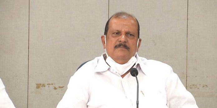 ഉമ്മന്ചാണ്ടി യുഡിഎഫിന്റെ മുന്നിരയിലേക്ക് വരണമെന്ന് പി.സി.ജോര്ജ് ഉമ്മന്ചാണ്ടി യുഡിഎഫിന്റെ മുന്നിരയിലേക്ക് വരണമെന്ന് പി.സി.ജോര്ജ്