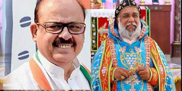 ക്രൈസ്തവ സഭകളെ അനുനയിപ്പിക്കാന് താരിഖ് അന്വര് കര്ദ്ദിനാള് മാര് ക്ലീമിസ് ബാവയുമായി കൂടിക്കാഴ്ച നടത്തി ക്രൈസ്തവ സഭകളെ അനുനയിപ്പിക്കാന് താരിഖ് അന്വര് കര്ദ്ദിനാള് മാര് ക്ലീമിസ് ബാവയുമായി കൂടിക്കാഴ്ച നടത്തി