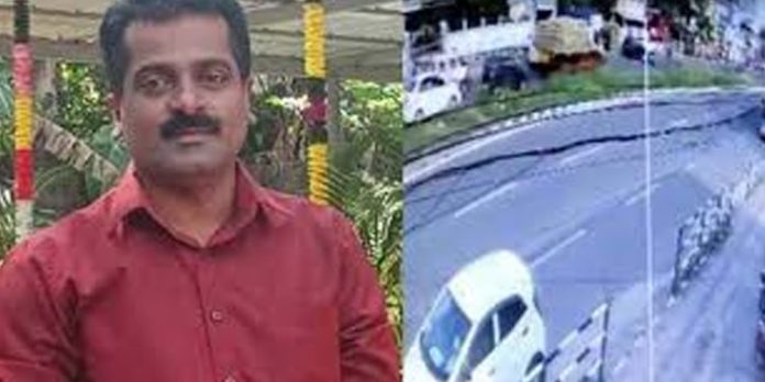 മാധ്യമ പ്രവര്ത്തകന് എസ്.വി.പ്രദീപിന്റെ മരണത്തില് സിബിഐ അന്വേഷണം ആവശ്യപ്പെട്ട് ബന്ധുക്കള് ഹൈക്കോടതിയെ സമീപിച്ചു മാധ്യമ പ്രവര്ത്തകന് എസ്.വി.പ്രദീപിന്റെ മരണത്തില് സിബിഐ അന്വേഷണം ആവശ്യപ്പെട്ട് ബന്ധുക്കള് ഹൈക്കോടതിയെ സമീപിച്ചു