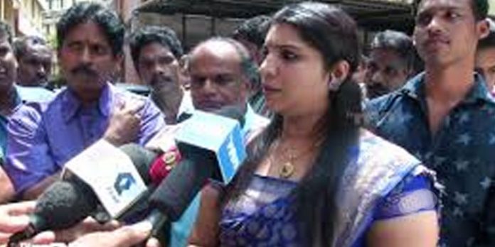 ജോലി തട്ടിപ്പ് കേസില് സരിതാ എസ്. നായരുടെ മുന്കൂര് ജാമ്യാപേക്ഷ തള്ളി ജോലി തട്ടിപ്പ് കേസില് സരിതാ എസ്. നായരുടെ മുന്കൂര് ജാമ്യാപേക്ഷ തള്ളി