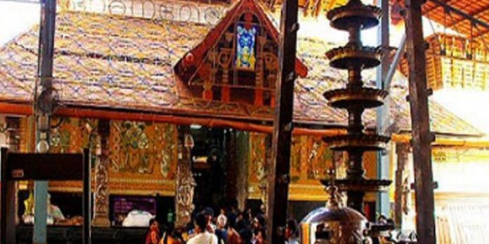ഗുരുവായുര് ക്ഷേത്രദര്ശനം : ഭക്തരുടെ എണ്ണം ഉയര്ത്തി ഗുരുവായുര് ക്ഷേത്രദര്ശനം : ഭക്തരുടെ എണ്ണം ഉയര്ത്തി
