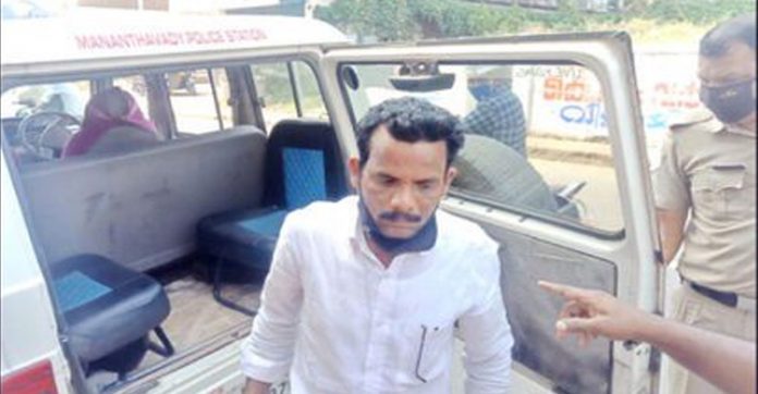 ക്ഷേത്രത്തില് മോഷണം നടത്തിയ തൃശൂര് സ്വദേശി അറസ്റ്റില് ക്ഷേത്രത്തില് മോഷണം നടത്തിയ തൃശൂര് സ്വദേശി അറസ്റ്റില്