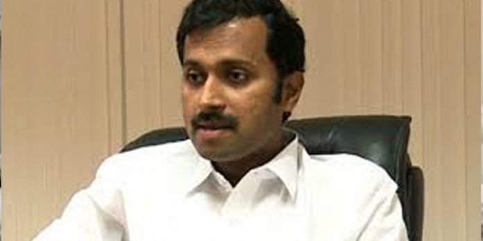 അനൂപ് ജേക്കബ് ഇടതു പാളയത്തിലേക്ക് – ചര്ച്ച നടന്നുവെന്ന് സ്കറിയാ തോമസ് അനൂപ് ജേക്കബ് ഇടതു പാളയത്തിലേക്ക് – ചര്ച്ച നടന്നുവെന്ന് സ്കറിയാ തോമസ്