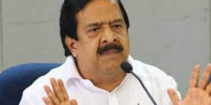 “മോദി സര്ക്കാരിന് കോര്പ്പറേറ്റ് താല്പര്യങ്ങളോടുള്ള പ്രതിബദ്ധതയാണ് കര്ഷക നിയമത്തില് തെളിയുന്നത്” : രമേശ് ചെന്നിത്തല “മോദി സര്ക്കാരിന് കോര്പ്പറേറ്റ് താല്പര്യങ്ങളോടുള്ള പ്രതിബദ്ധതയാണ് കര്ഷക നിയമത്തില് തെളിയുന്നത്” : രമേശ് ചെന്നിത്തല