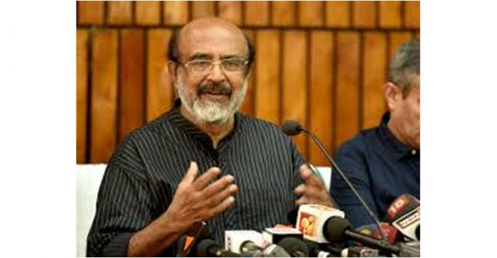 കേരളത്തില് പണമില്ലാത്തതിന്റെ പേരില് ഒരു ക്ഷേത്രവും അടച്ചുപൂട്ടില്ലെന്ന് ധനമന്ത്രി കേരളത്തില് പണമില്ലാത്തതിന്റെ പേരില് ഒരു ക്ഷേത്രവും അടച്ചുപൂട്ടില്ലെന്ന് ധനമന്ത്രി