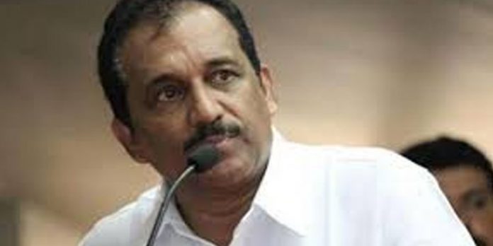 കോവിഡ് വ്യാപനം : ആരോഗ്യമന്ത്രി കെ കെ ശൈലജ അവാര്ഡുകള് തിരിച്ചു നല്കി മാപ്പു പറയണം ; ബെന്നി ബെഹനാന് കോവിഡ് വ്യാപനം : ആരോഗ്യമന്ത്രി കെ കെ ശൈലജ അവാര്ഡുകള് തിരിച്ചു നല്കി മാപ്പു പറയണം ; ബെന്നി ബെഹനാന്