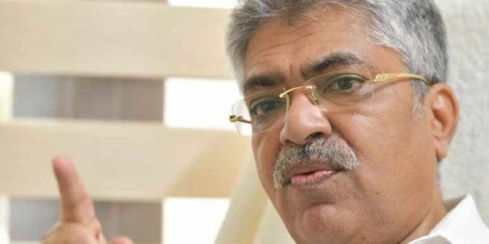 മുഖ്യമന്ത്രി കാലെടുത്തുവെച്ചാലേ ഉദ്ഘാടനം ആകൂ എന്നുണ്ടോ?; വീട്ടിലെ തേങ്ങാവെട്ടി പണിതതല്ല പാലം – ജസ്റ്റിസ് കമാല് പാഷ മുഖ്യമന്ത്രി കാലെടുത്തുവെച്ചാലേ ഉദ്ഘാടനം ആകൂ എന്നുണ്ടോ?; വീട്ടിലെ തേങ്ങാവെട്ടി പണിതതല്ല പാലം – ജസ്റ്റിസ് കമാല് പാഷ