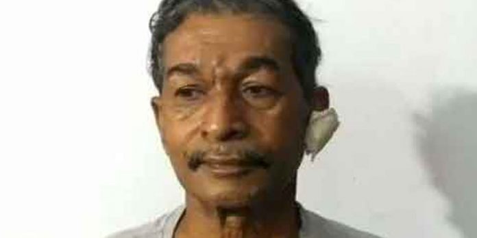 അയല്വാസിയെ മദ്യലഹരിയില് വെട്ടിപരിക്കേല്പ്പിച്ചയാള് അറസ്റ്റില് അയല്വാസിയെ മദ്യലഹരിയില് വെട്ടിപരിക്കേല്പ്പിച്ചയാള് അറസ്റ്റില്