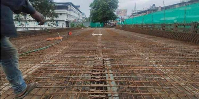 അടൂര് നഗരത്തിലെ ഇരട്ടപ്പാല നിര്മ്മാണം അവസാന ഘട്ടത്തിലേക്ക് അടൂര് നഗരത്തിലെ ഇരട്ടപ്പാല നിര്മ്മാണം അവസാന ഘട്ടത്തിലേക്ക്