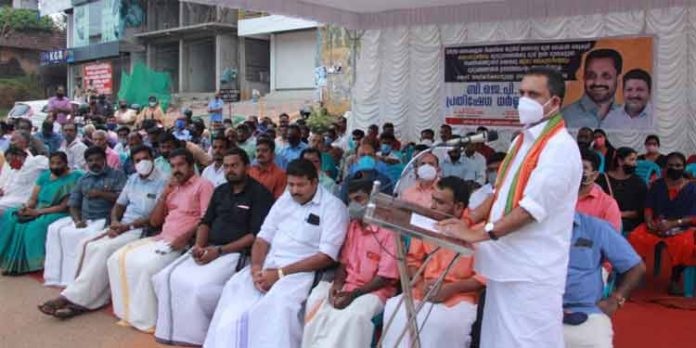 നീതി നിഷേധിക്കപ്പെടുന്നവരുടെ ശബ്ദമായി എന്നും ബിജെപി ഉണ്ടാകും ; കെ സുരേന്ദ്രൻ നീതി നിഷേധിക്കപ്പെടുന്നവരുടെ ശബ്ദമായി എന്നും ബിജെപി ഉണ്ടാകും ; കെ സുരേന്ദ്രൻ