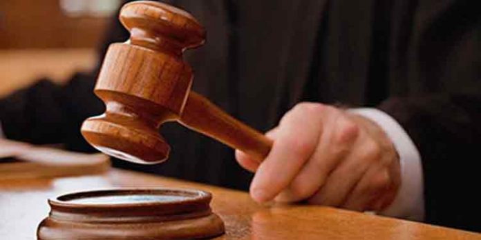 നടിയെ ആക്രമിച്ച കേസ് : മാപ്പ് സാക്ഷിയെ ഹാജരാക്കാൻ കോടതിയുടെ നിർദേശം നടിയെ ആക്രമിച്ച കേസ് : മാപ്പ് സാക്ഷിയെ ഹാജരാക്കാൻ കോടതിയുടെ നിർദേശം