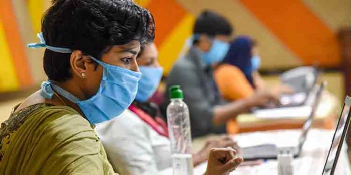 കോവിഡ് : പ്രതിദിന രോഗികളിൽ കേരളം ഒന്നാമത് കോവിഡ് : പ്രതിദിന രോഗികളിൽ കേരളം ഒന്നാമത്