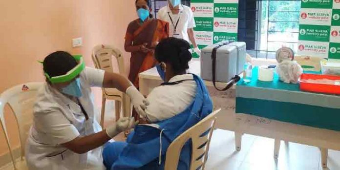 കൊവിഡ് വാക്സിന് ; സംസ്ഥാനത്ത് രണ്ടാംഘട്ട ഡ്രൈ റണ്ണും പൂര്ത്തിയായി കൊവിഡ് വാക്സിന് ; സംസ്ഥാനത്ത് രണ്ടാംഘട്ട ഡ്രൈ റണ്ണും പൂര്ത്തിയായി