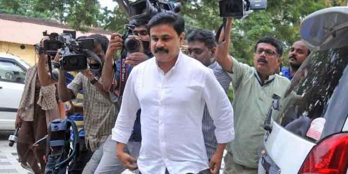 നടിയെ ആക്രമിച്ച കേസ് ; മൊഴിയെടുക്കലിന് പട്ടിക നടിയെ ആക്രമിച്ച കേസ് ; മൊഴിയെടുക്കലിന് പട്ടിക