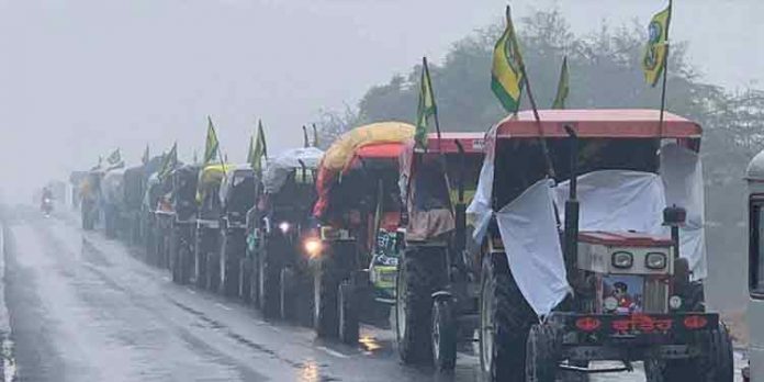 ട്രാക്ടര് സമരത്തില് ഇടപെടില്ലെന്ന് സുപ്രീം കോടതി ട്രാക്ടര് സമരത്തില് ഇടപെടില്ലെന്ന് സുപ്രീം കോടതി