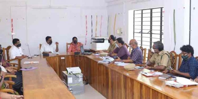 ഇനി വിഷരഹിതമായ ‘കോന്നി ഫിഷ് ‘ ; കോന്നി നിയോജക മണ്ഡലത്തില് ഡാമുകളില് മത്സ്യകൃഷി ആരംഭിക്കുന്നു ഇനി വിഷരഹിതമായ ‘കോന്നി ഫിഷ് ‘ ; കോന്നി നിയോജക മണ്ഡലത്തില് ഡാമുകളില് മത്സ്യകൃഷി ആരംഭിക്കുന്നു