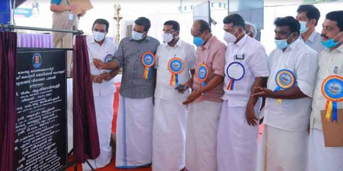 കോന്നി മെഡിക്കല് കോളജ് കുടിവെള്ള പദ്ധതി നാടിന് സമര്പ്പിച്ചു കോന്നി മെഡിക്കല് കോളജ് കുടിവെള്ള പദ്ധതി നാടിന് സമര്പ്പിച്ചു