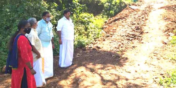 കോന്നി മെഡിക്കൽ കോളജിനു സമീപം നടക്കുന്ന ഭൂമി കയ്യേറ്റം ; സമരപരിപാടികളുമായി ബിജെപി കോന്നി മെഡിക്കൽ കോളജിനു സമീപം നടക്കുന്ന ഭൂമി കയ്യേറ്റം ; സമരപരിപാടികളുമായി ബിജെപി