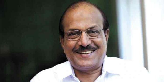 എല്ലാ വർഗീയതയും മോശമാണ് , അതിൽ തരംതിരിവെന്തിന് : പി.കെ കുഞ്ഞാലിക്കുട്ടി എല്ലാ വർഗീയതയും മോശമാണ് , അതിൽ തരംതിരിവെന്തിന് : പി.കെ കുഞ്ഞാലിക്കുട്ടി