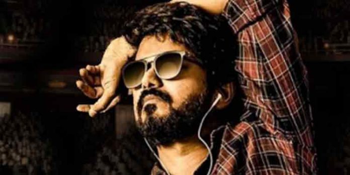 മാസ്റ്റര് എച്ച്.ഡി. പതിപ്പ് ചോര്ന്നു ; തമിഴ് റോക്കേഴ്സിനൊപ്പം മറ്റു പൈറസി സൈറ്റുകളും മാസ്റ്റര് എച്ച്.ഡി. പതിപ്പ് ചോര്ന്നു ; തമിഴ് റോക്കേഴ്സിനൊപ്പം മറ്റു പൈറസി സൈറ്റുകളും