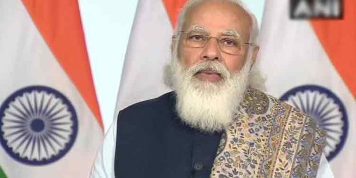 ആരോഗ്യപ്രവര്ത്തകരുടെ പ്രയാസങ്ങള് സ്മരിച്ച് വികാരാധീനനായി മോദി ആരോഗ്യപ്രവര്ത്തകരുടെ പ്രയാസങ്ങള് സ്മരിച്ച് വികാരാധീനനായി മോദി