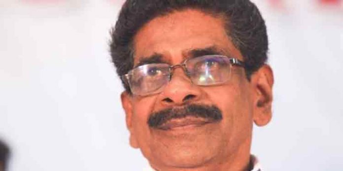 നിയമസഭാ തിരഞ്ഞെടുപ്പില് മുല്ലപ്പള്ളി മത്സരിക്കും , കല്പ്പറ്റയില് നിന്നെന്ന് സൂചന നിയമസഭാ തിരഞ്ഞെടുപ്പില് മുല്ലപ്പള്ളി മത്സരിക്കും , കല്പ്പറ്റയില് നിന്നെന്ന് സൂചന