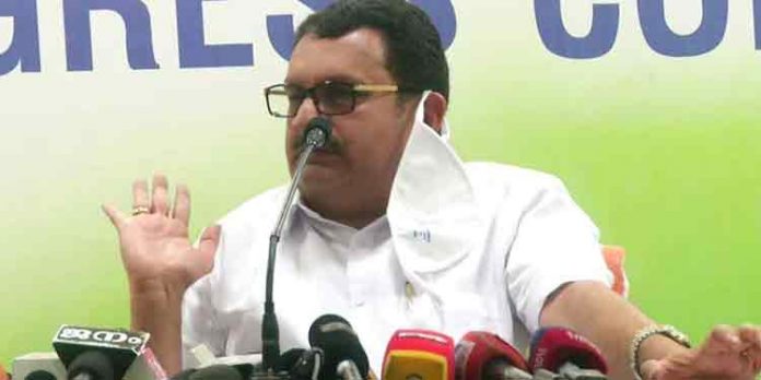 എല്.ഡി.എഫ് ഭരണ തുടര്ച്ചയ്ക്കായി മത സൗഹാര്ദം തകര്ക്കരുത് : കെ മുരളീധരന് എംപി എല്.ഡി.എഫ് ഭരണ തുടര്ച്ചയ്ക്കായി മത സൗഹാര്ദം തകര്ക്കരുത് : കെ മുരളീധരന് എംപി