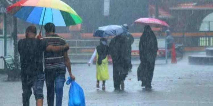 സംസ്ഥാനത്ത് മൂന്ന് ദിവസം കൂടി ശക്തമായ മഴയ്ക്ക് സാധ്യത സംസ്ഥാനത്ത് മൂന്ന് ദിവസം കൂടി ശക്തമായ മഴയ്ക്ക് സാധ്യത