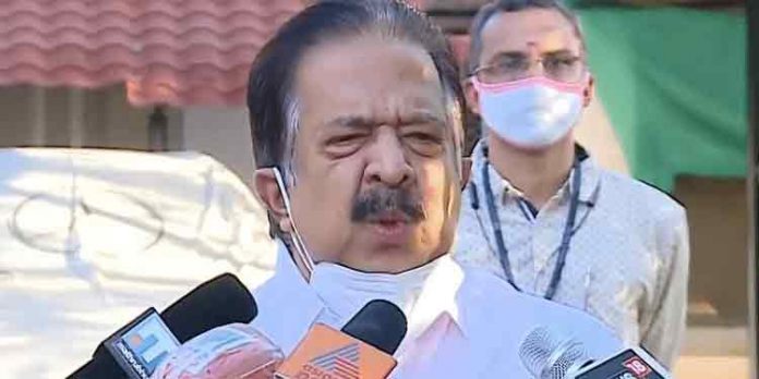 ചലച്ചിത്ര അക്കാദമിയിലെ സ്ഥിര നിയമനം ; ചെയർമാൻ കമലിന്റെ കത്ത് പുറത്തു വിട്ട് പ്രതിപക്ഷം ചലച്ചിത്ര അക്കാദമിയിലെ സ്ഥിര നിയമനം ; ചെയർമാൻ കമലിന്റെ കത്ത് പുറത്തു വിട്ട് പ്രതിപക്ഷം