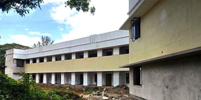 മികവിന്റെ കേന്ദ്രമാകാന് വെച്ചൂച്ചിറ ഗവ. ഹയര് സെക്കന്ഡറി സ്കൂള് മികവിന്റെ കേന്ദ്രമാകാന് വെച്ചൂച്ചിറ ഗവ. ഹയര് സെക്കന്ഡറി സ്കൂള്
