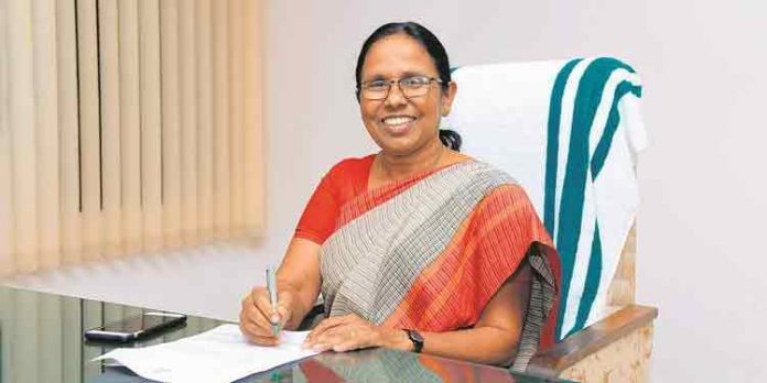 സർക്കാർ മെഡിക്കൽ കോളജുകളിലെ ഡോക്ടർ ഫെബ്രുവരി 9 മുതൽ അനിശ്ചിതകാല സമരം ; ആരോഗ്യമന്ത്രി ഇന്ന് ചർച്ച നടത്തും സർക്കാർ മെഡിക്കൽ കോളജുകളിലെ ഡോക്ടർ ഫെബ്രുവരി 9 മുതൽ അനിശ്ചിതകാല സമരം ; ആരോഗ്യമന്ത്രി ഇന്ന് ചർച്ച നടത്തും
